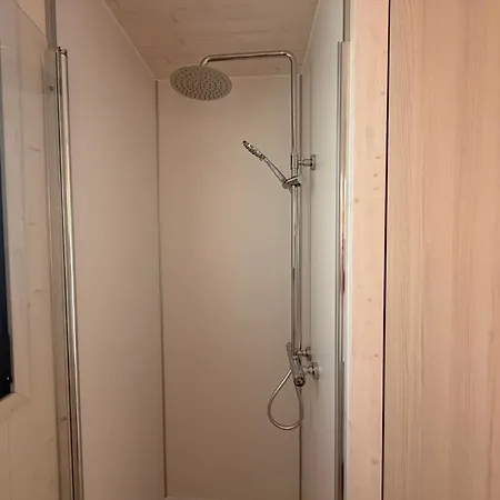 Tiny House In - Tuin Keet - 1 Oud Ade